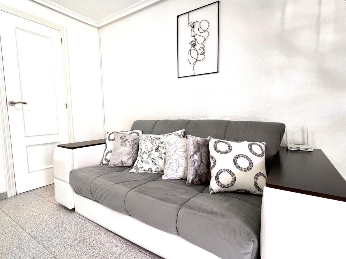 Holiday Penthouse Jardin Torrevieja Buitenkant foto